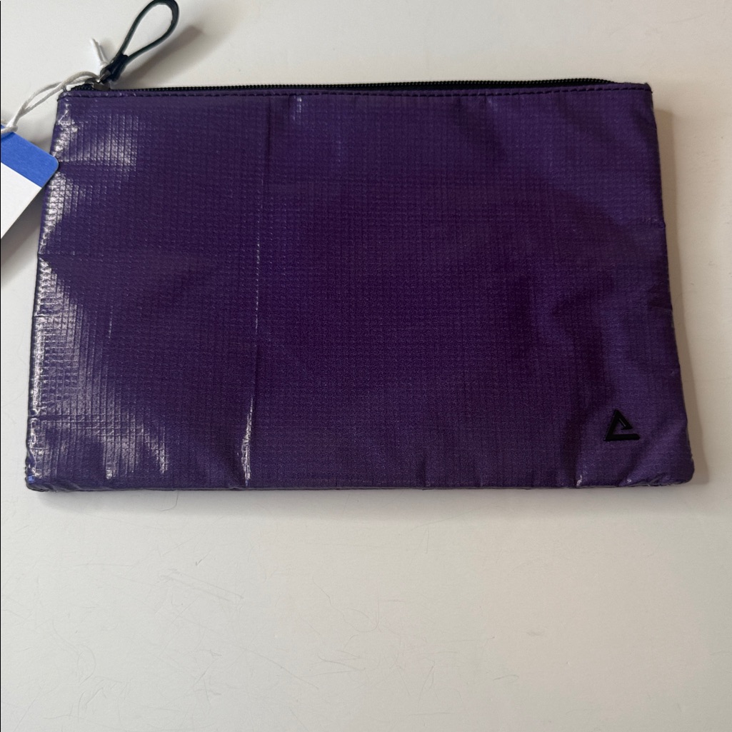 Rareform Charlie Zipper Pouch Purple — image 3 of 8